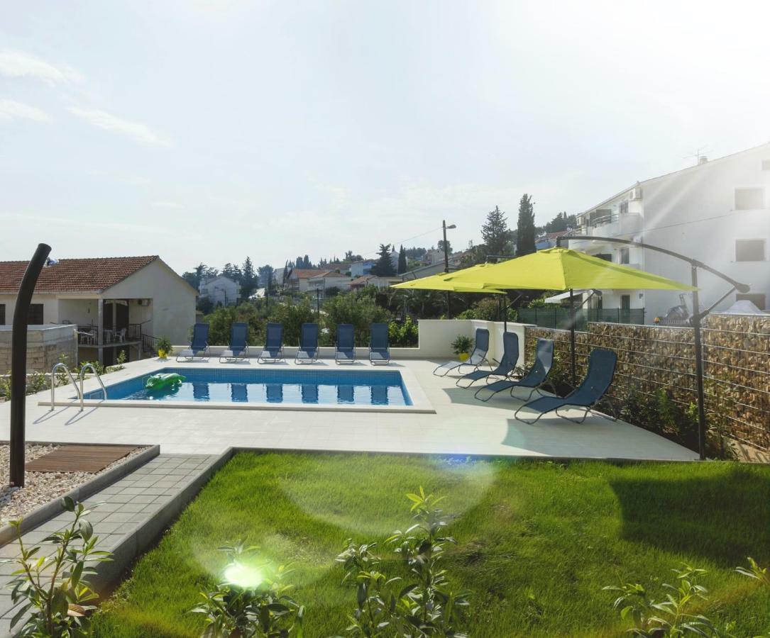 Petra'S Place - Sea View Apartment Slatine Εξωτερικό φωτογραφία