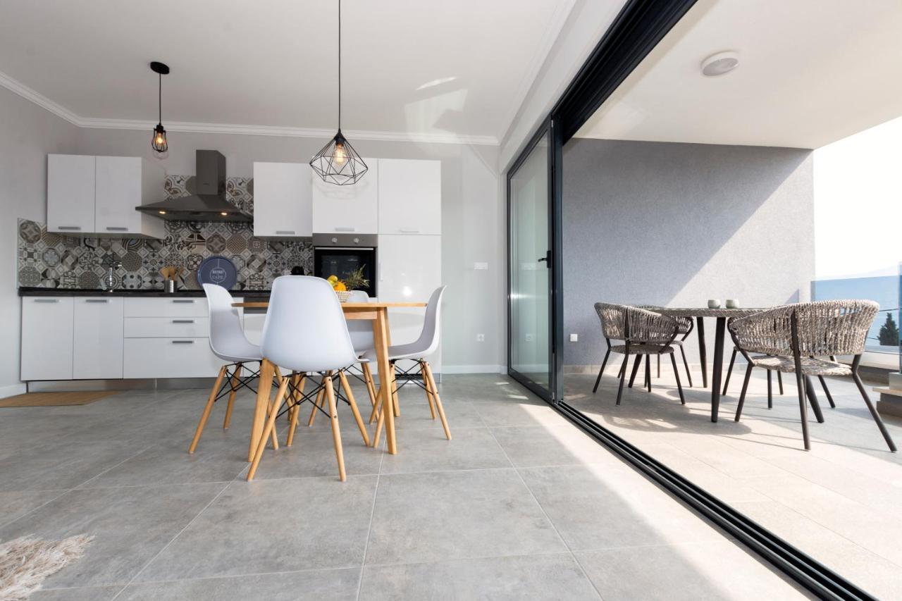 Petra'S Place - Sea View Apartment Slatine Εξωτερικό φωτογραφία